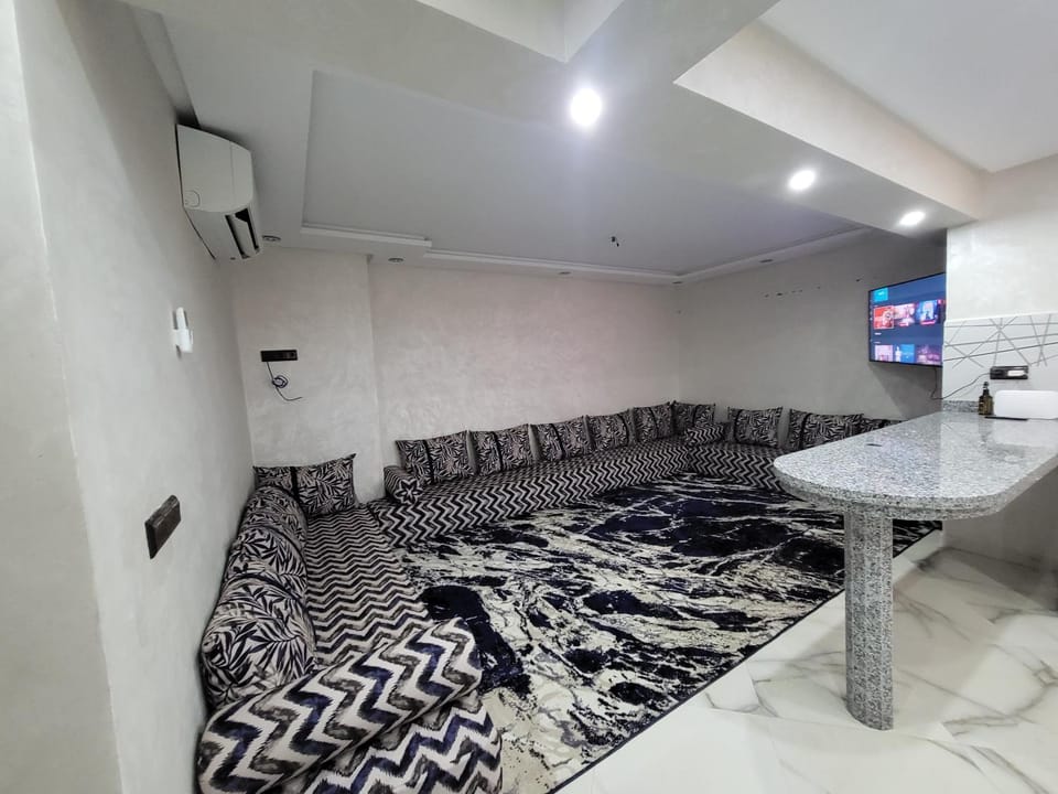 Duplex+2 salles de bain à 5 min de l'aéroport Apartment in Marrakesh