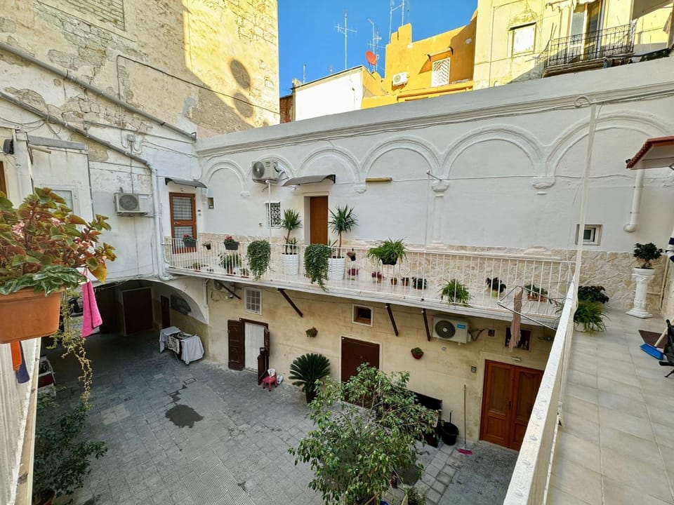 Property building, Day