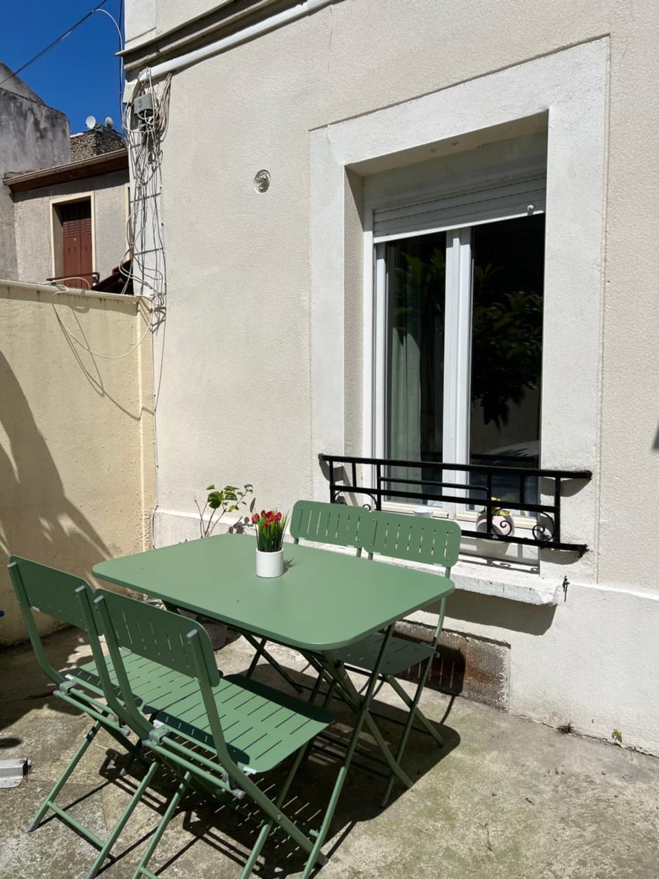 Property building, Balcony/Terrace