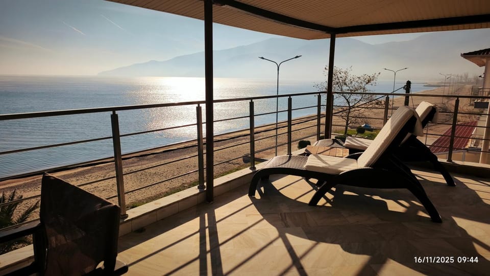 View (from property/room), Balcony/Terrace