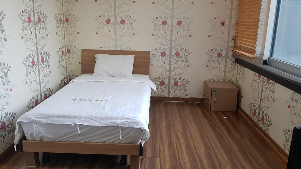 Seom Guesthouse Hostel in South Korea