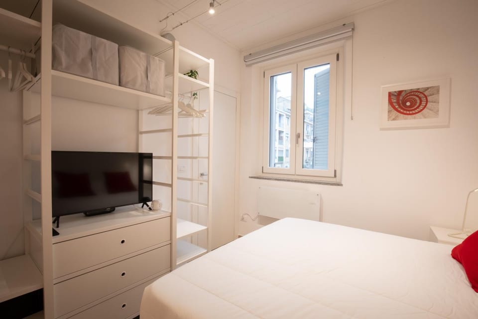 Bed, wardrobe