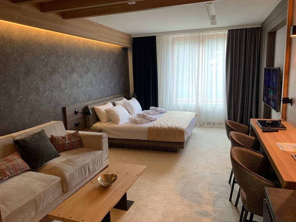 Living room, Bedroom