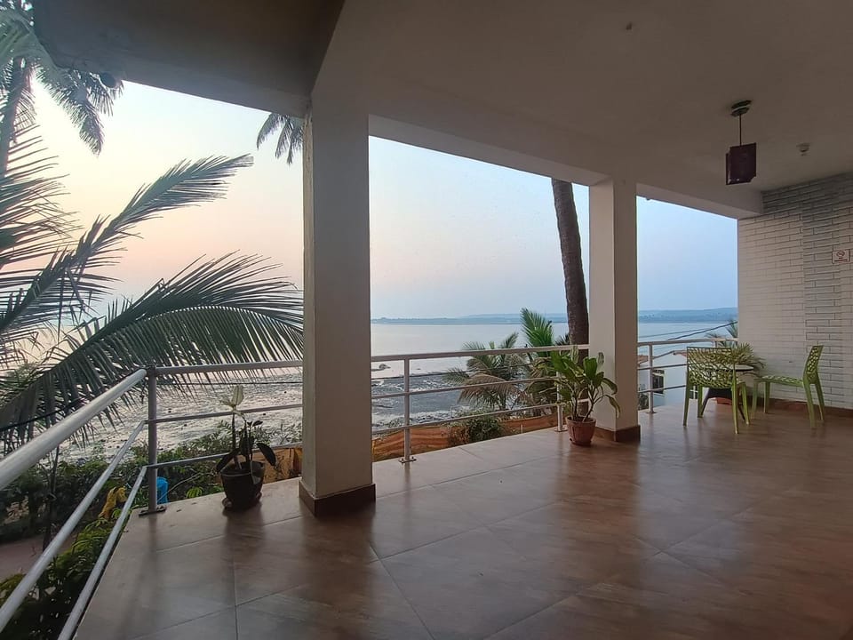Natural landscape, View (from property/room), Balcony/Terrace, Sea view