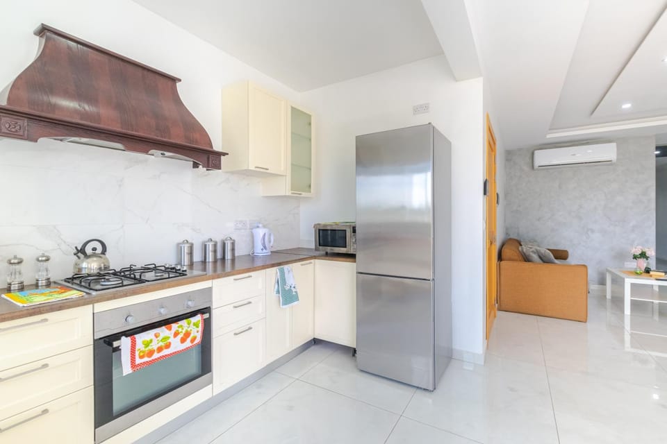 New Spacious Apartment 3 Bdr 2 Bth Bugibba S Apartment in Saint Paul's Bay