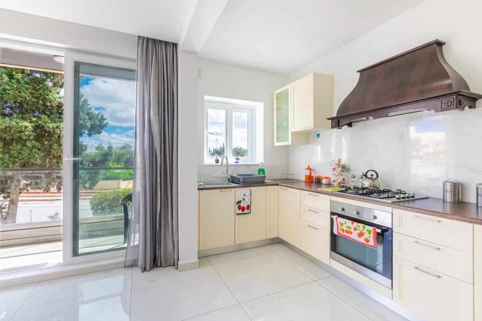 New Spacious Apartment 3 Bdr 2 Bth Bugibba S Apartment in Saint Paul's Bay