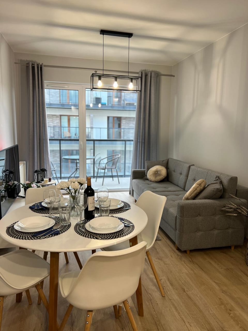 Living room, Seating area, Dining area