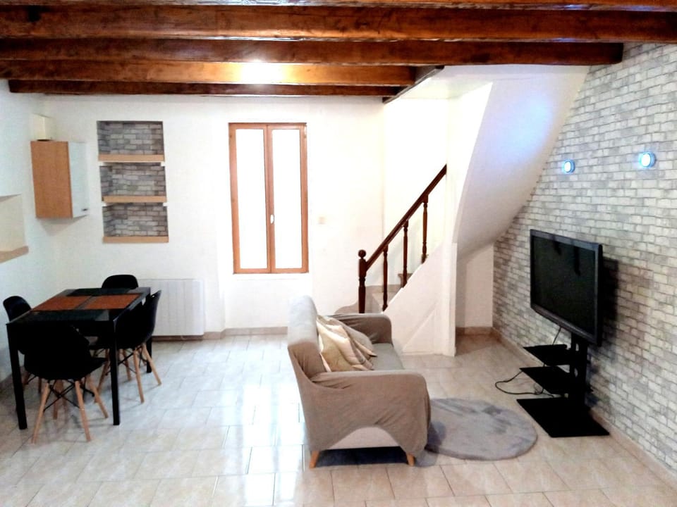 Élégante maison centre Romilly Apartment in Grand Est