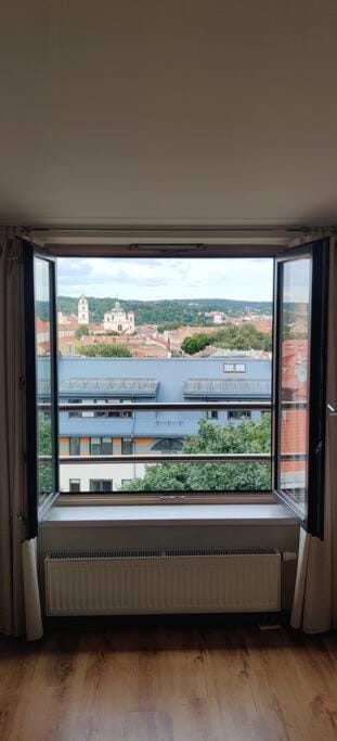 Day, View (from property/room), Balcony/Terrace, City view