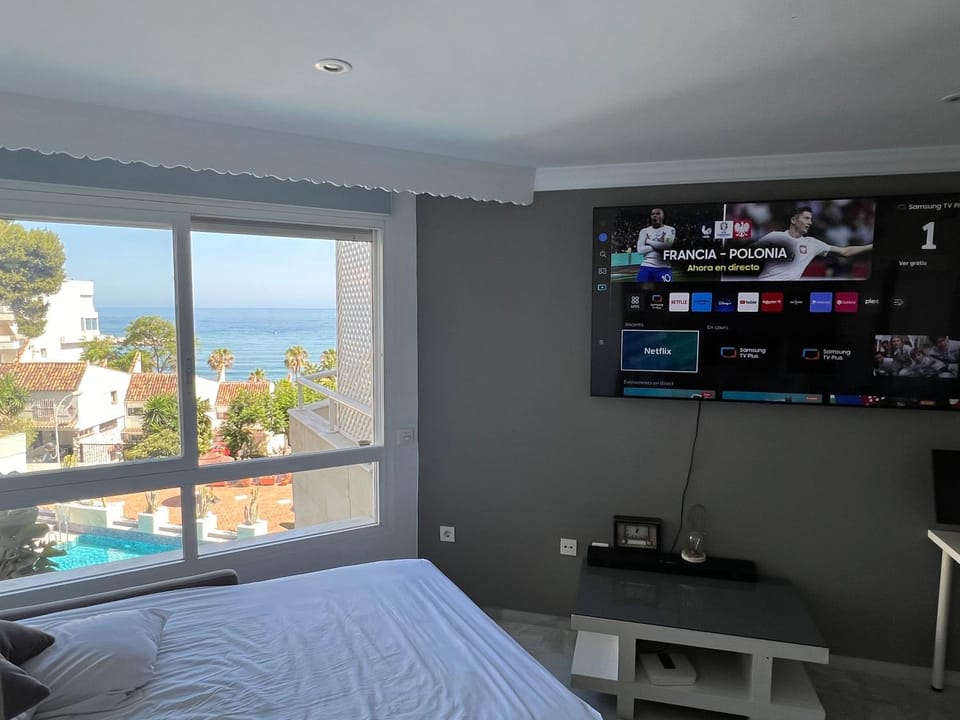 Frente al Mar y Paseo marítimo en el centro Marbella Apartment in Marbella