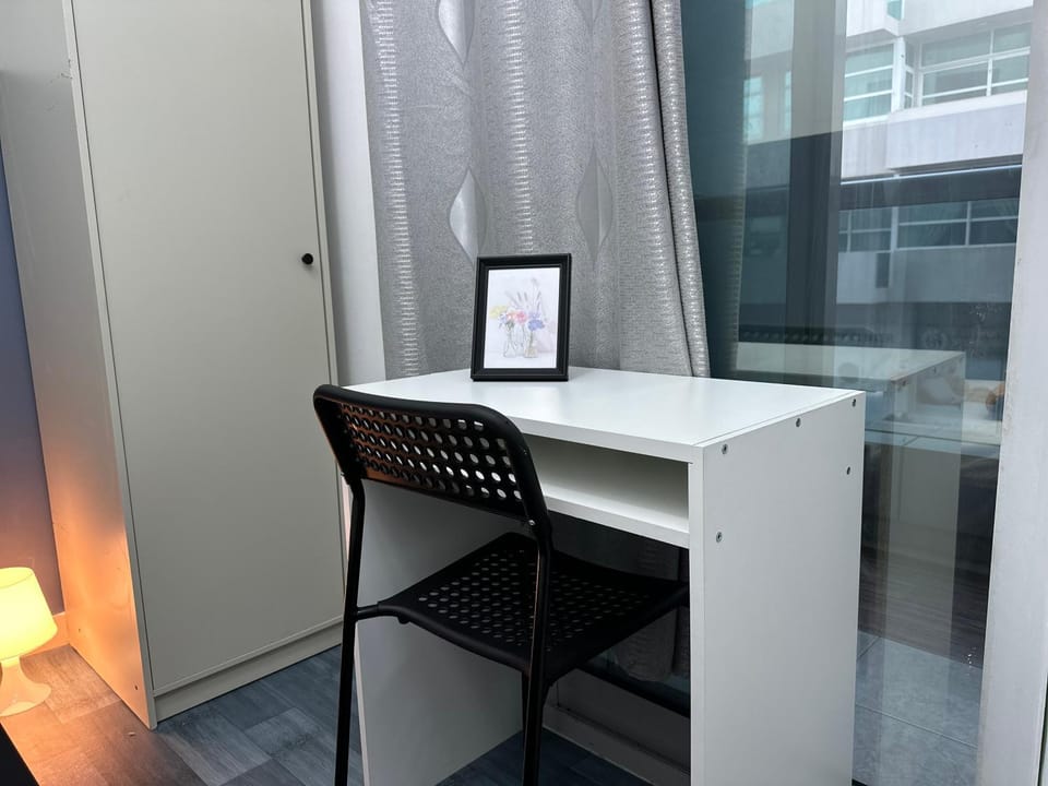 Partition Room 3 Mins to Mashreq Metro Vacation rental in Dubai