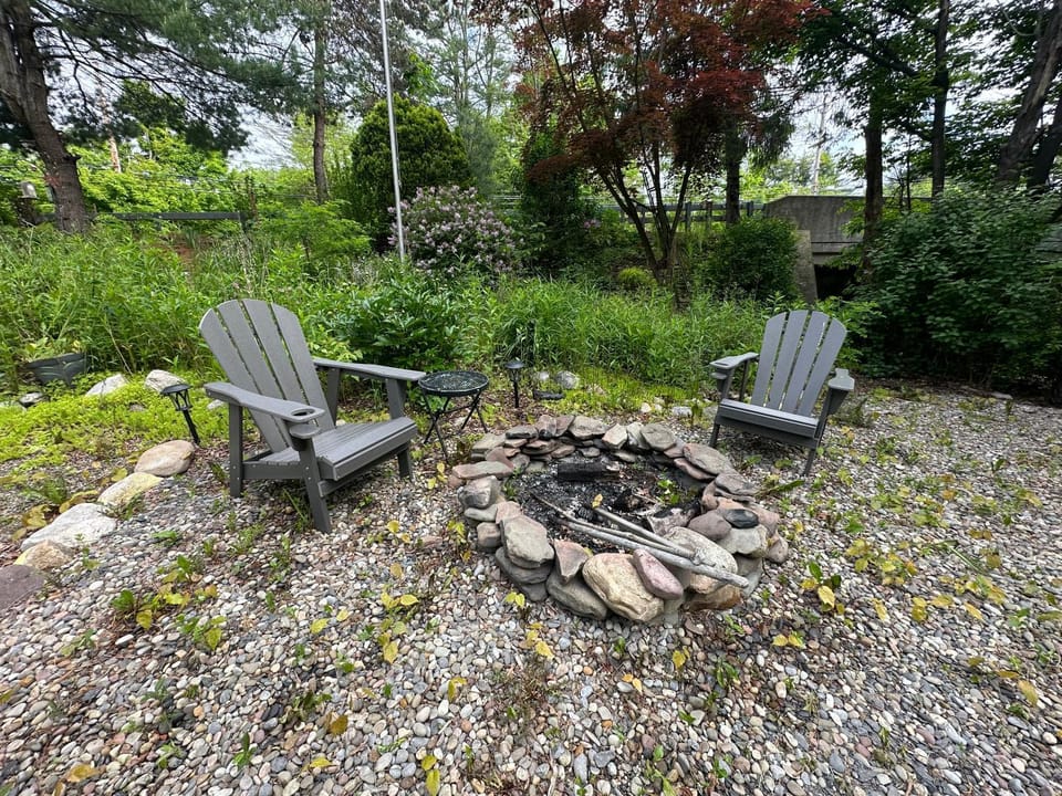 Garden view, River view