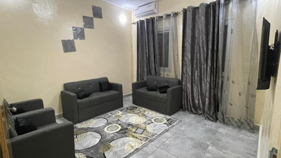 Appartement entier F3 climatisé agréable, spacieux et confortable à Guediawaye Gadaye Apartment in Dakar Region, Senegal