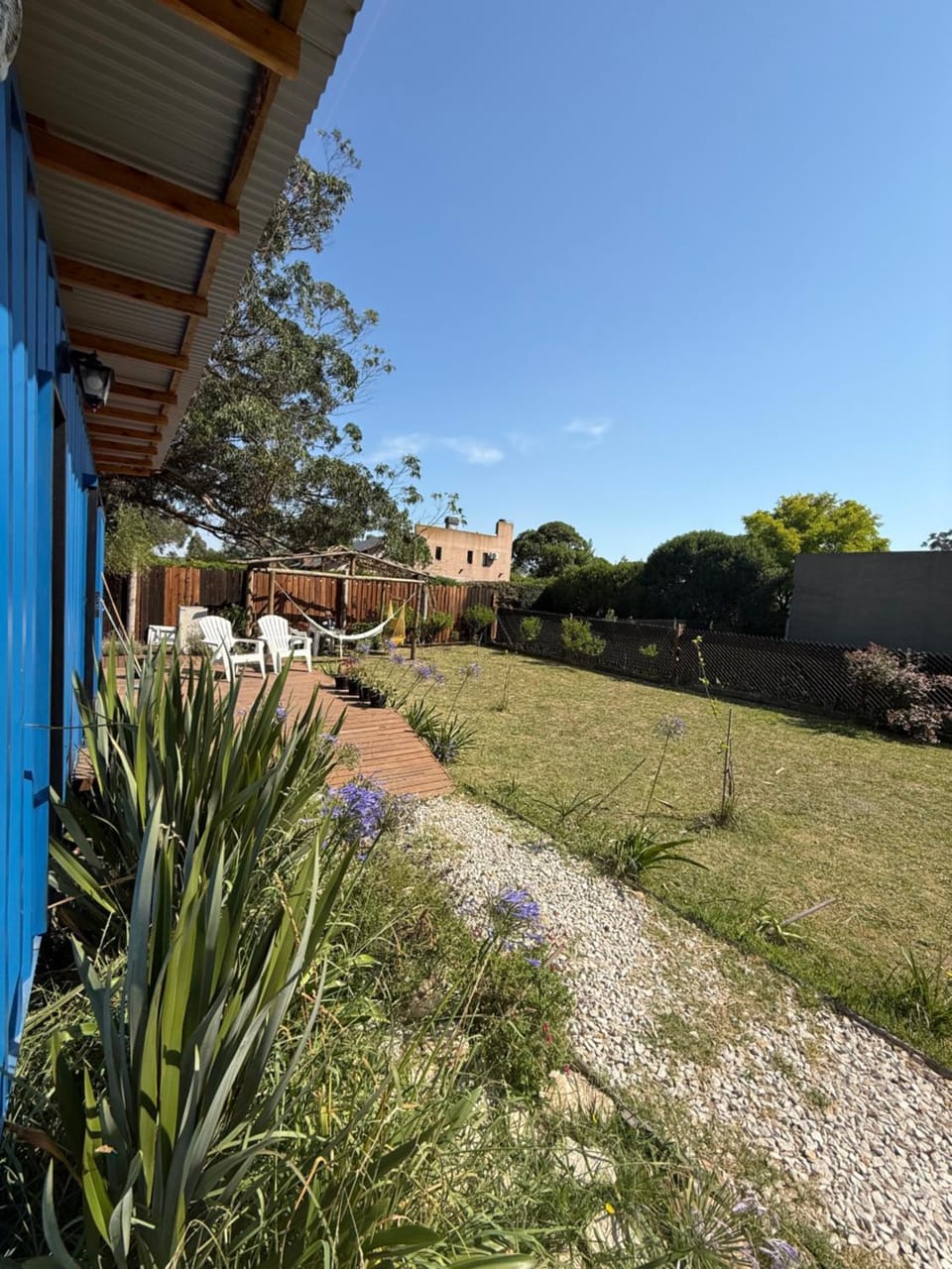 Blue Container House in Mar del Plata