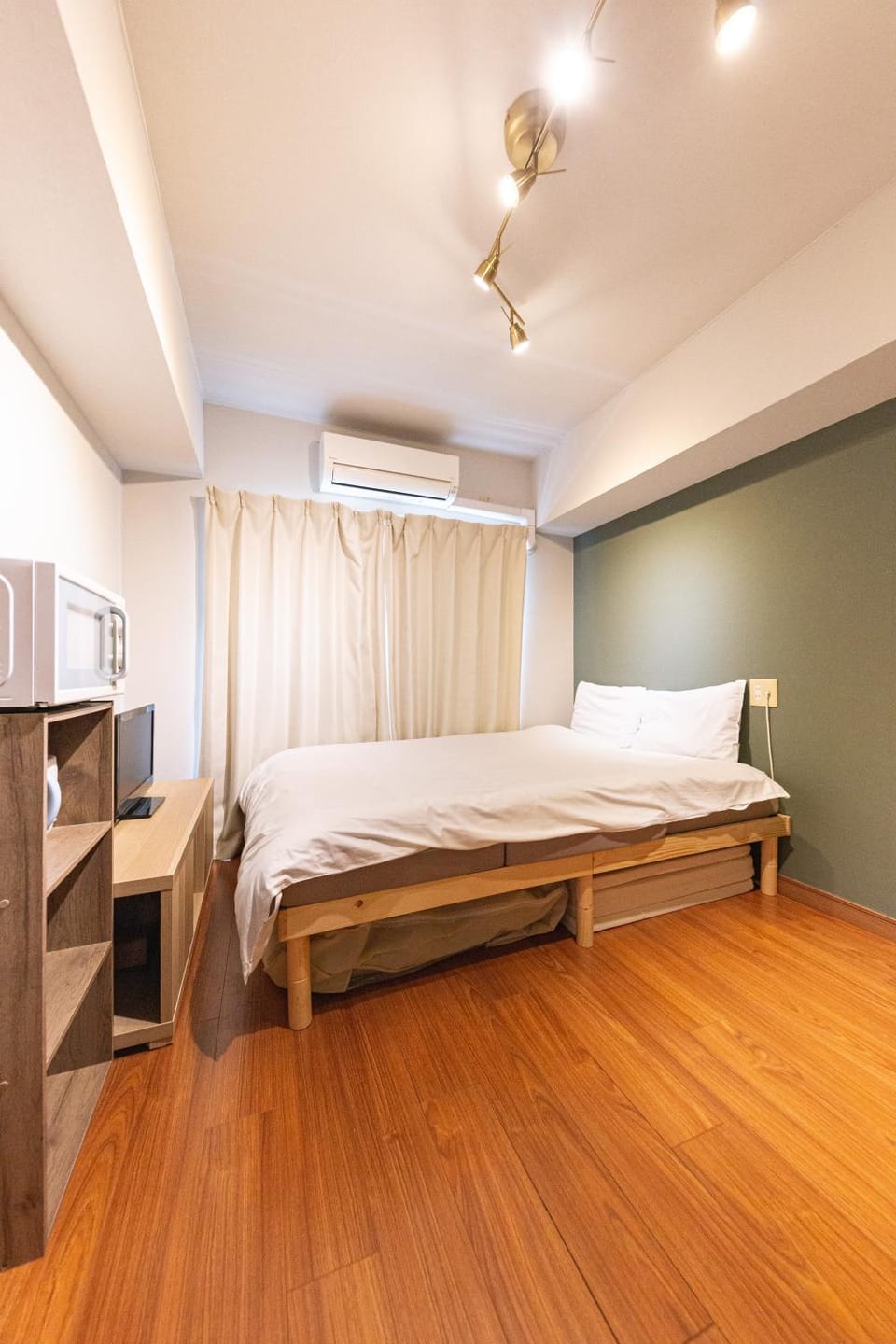702 道頓堀側のお部屋 中心地へのアクセス抜群 ダブルベッド1台 Apartment in Osaka