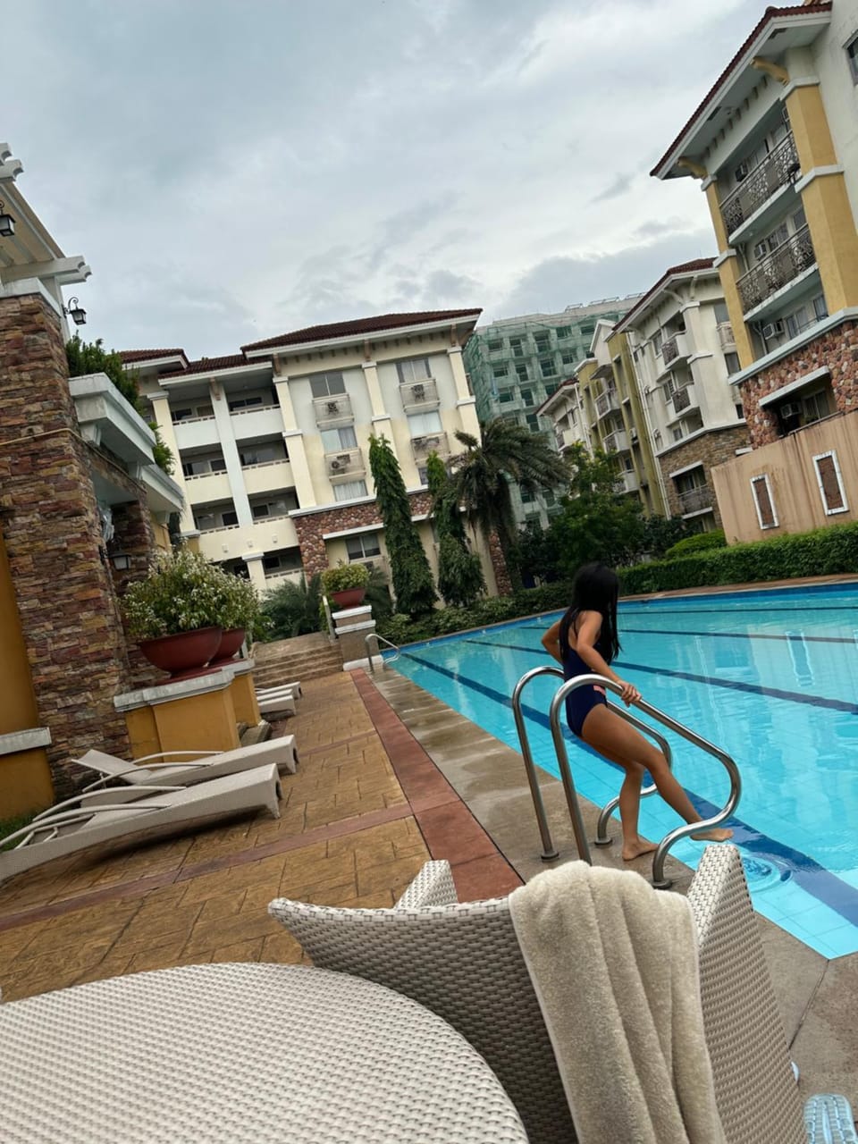 B-G Sorento Oasis 2BR Apartment hotel in Pasig