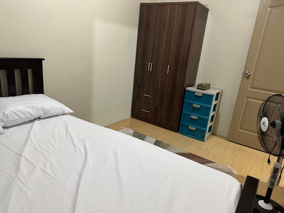 B-G Sorento Oasis 2BR Apartment hotel in Pasig