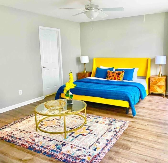 COLA Lakeview Oasis - King Suite Villa in South Carolina