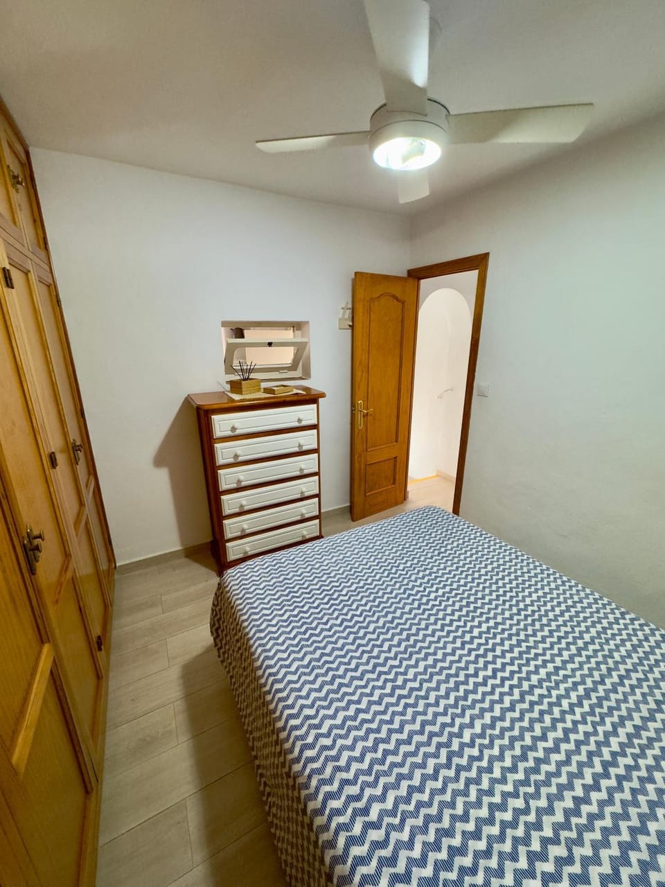 Bed, Photo of the whole room, Bedroom, wardrobe