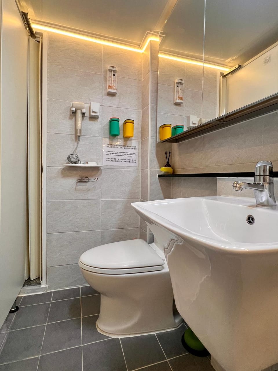 Toilet, Bathroom
