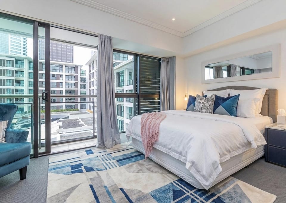 Bed, Living room