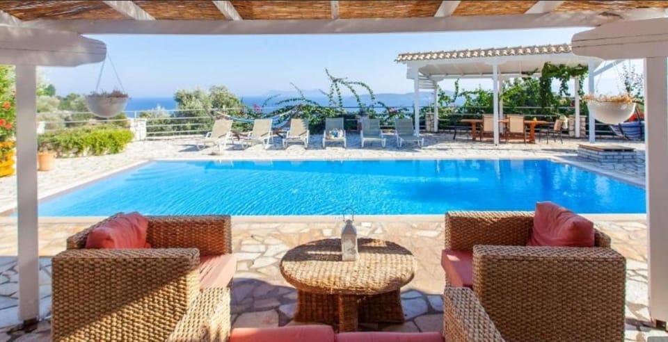 Day, Pool view, Sea view, Swimming pool, sunbed
