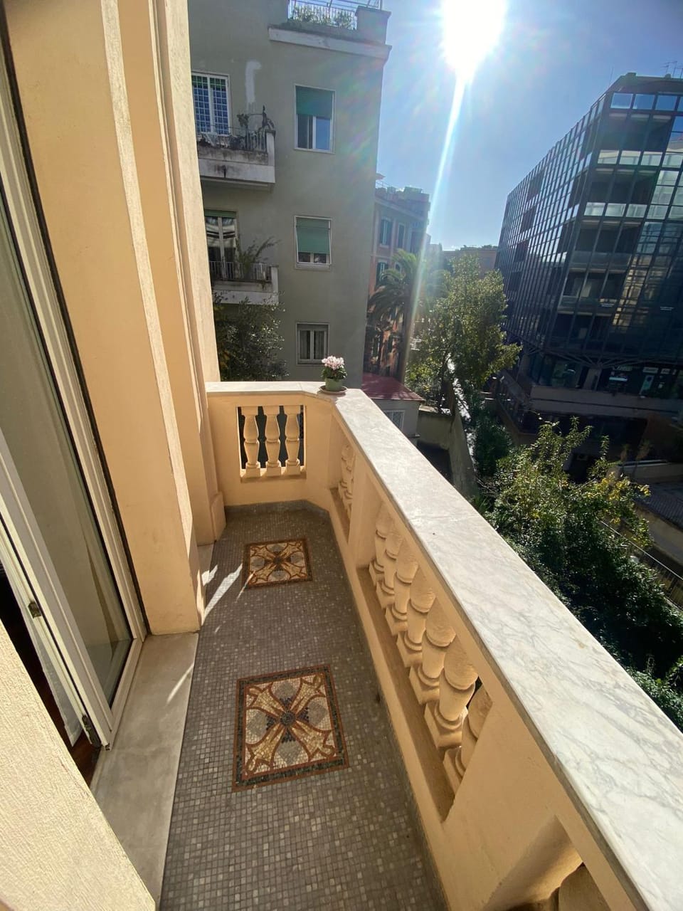 Property building, View (from property/room), Balcony/Terrace