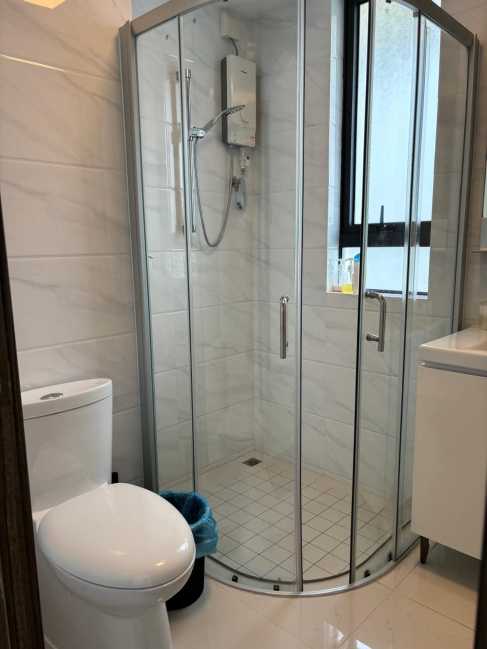 Shower, Toilet, Bathroom