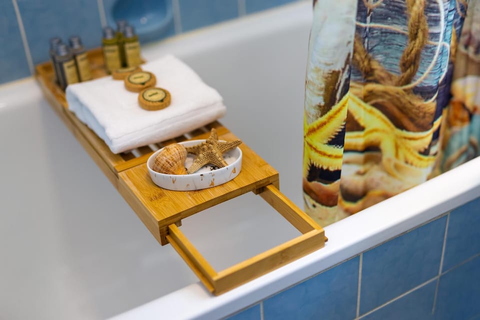Bathroom, Bath