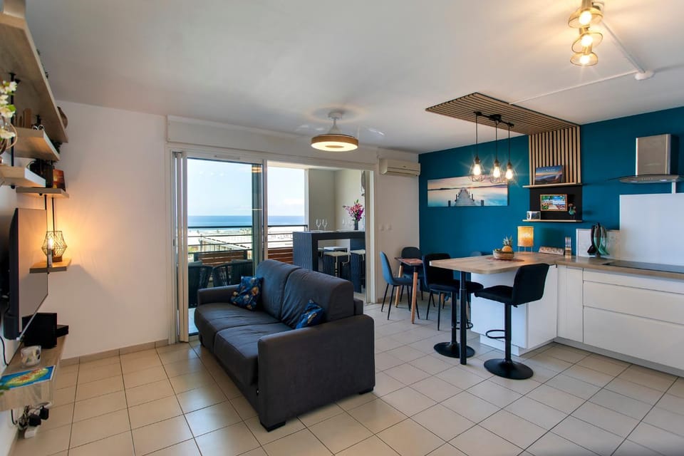 TI KAZ BONER Vue Mer Apartment in Réunion