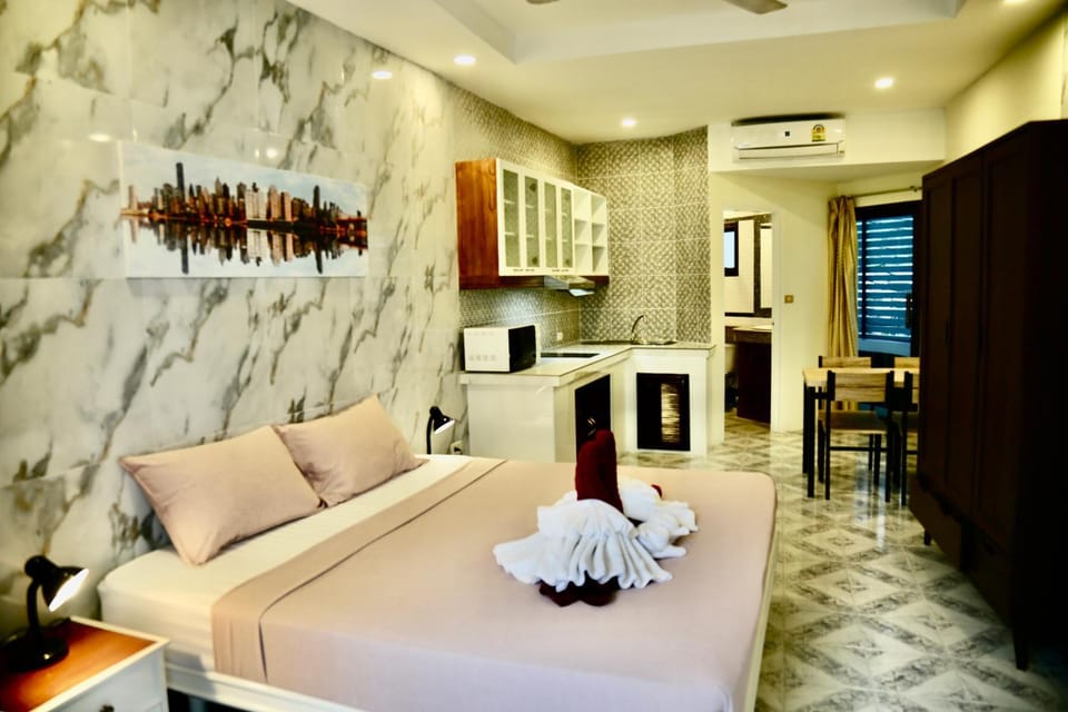 Bed, Living room, Bedroom