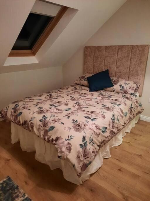 Radharc an Chuain 2 Bedroom Holiday Home House in County Galway