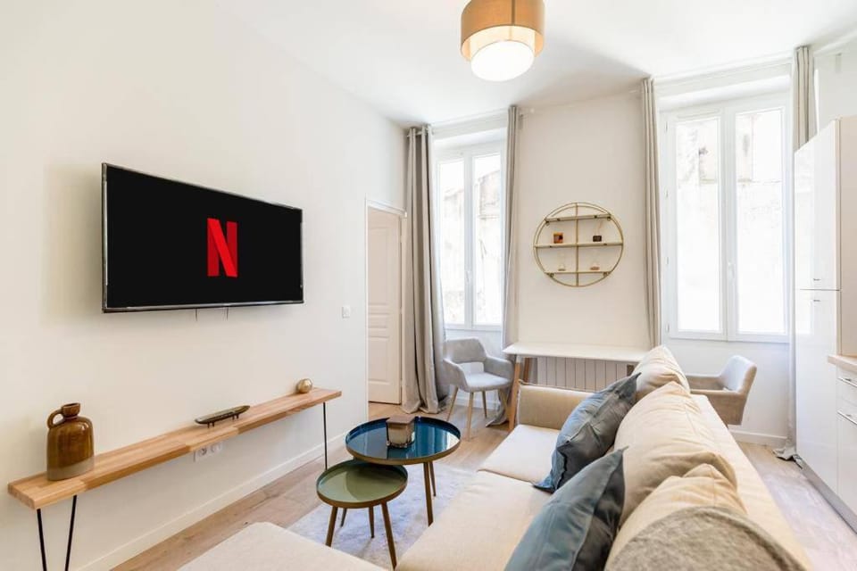 Cozy 1BR in the heart of Cours Julien | By Airnest Apartment in Marseille