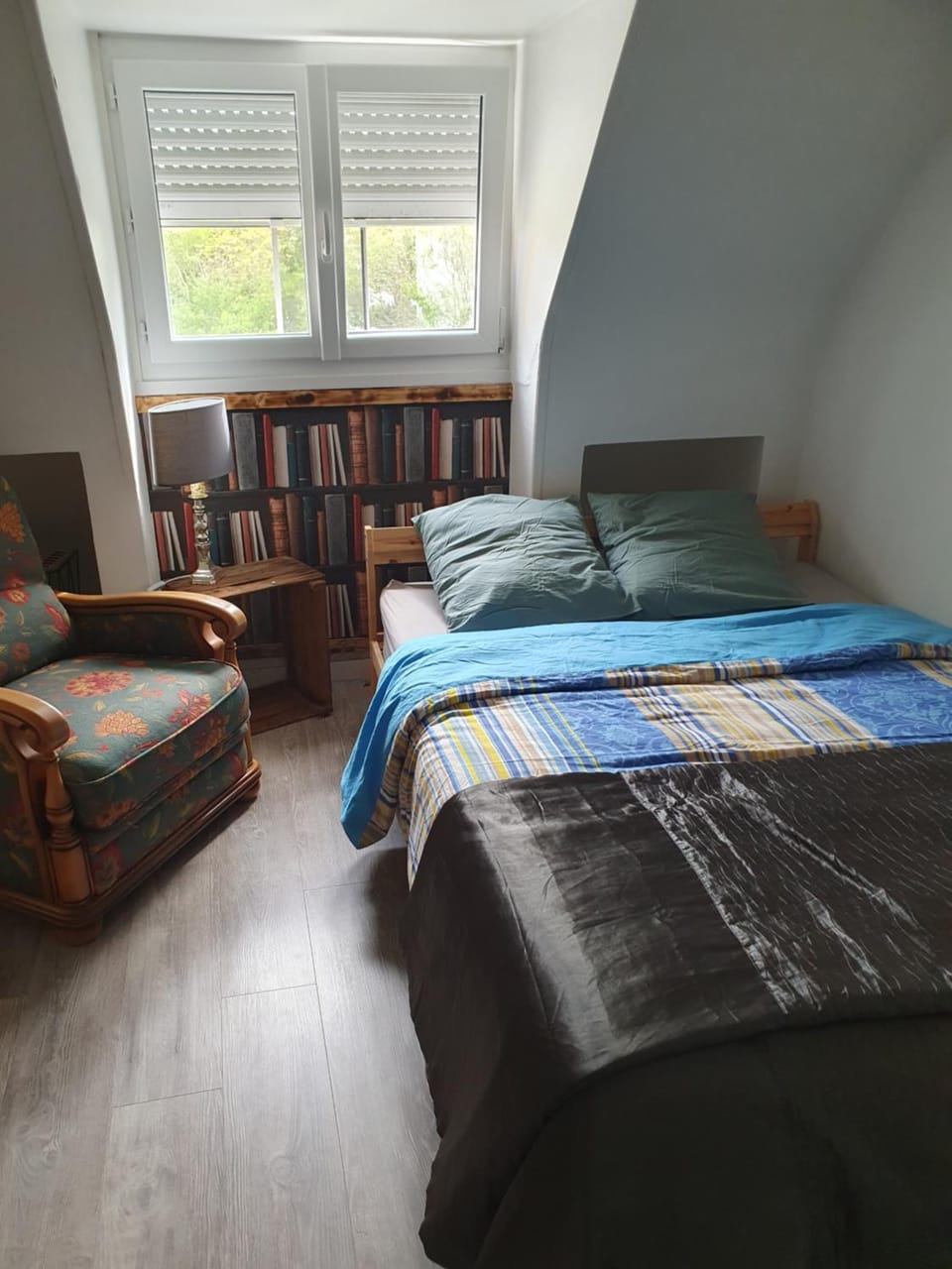 Bed, Photo of the whole room