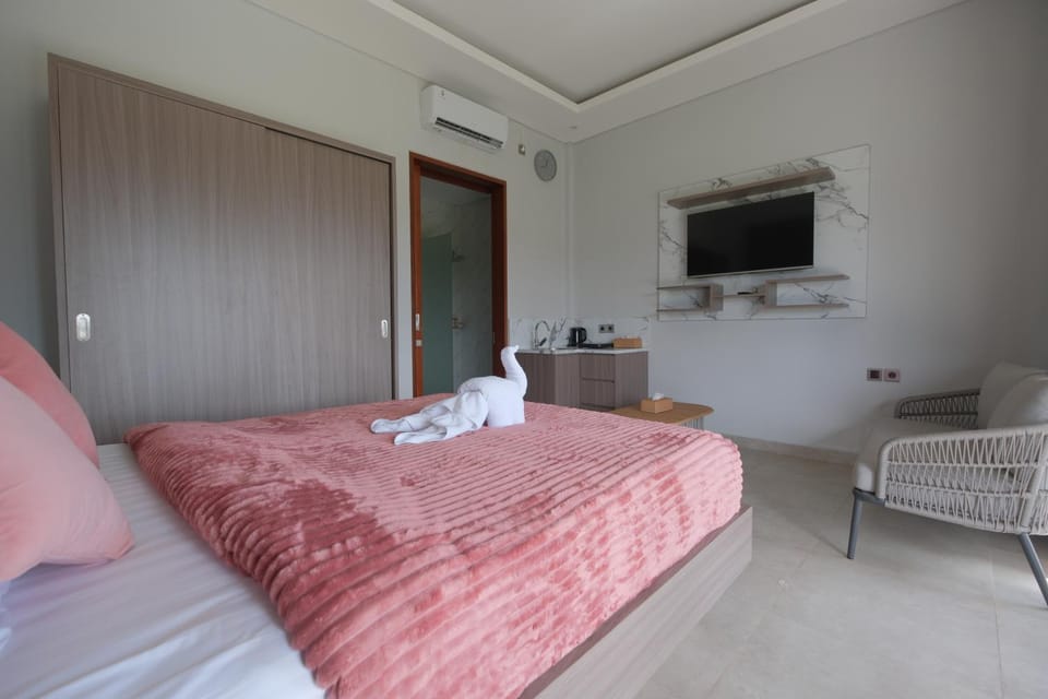 Seating area, Bedroom