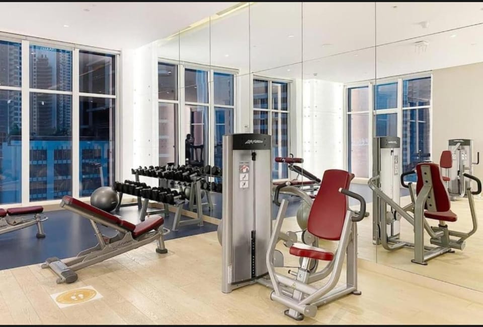 Phineek Elegant Studio Canal View Maison Prive Business Bay Apartment in Dubai