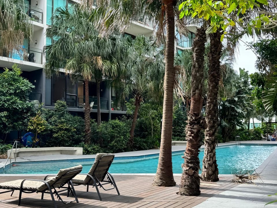 Garden, Swimming pool
