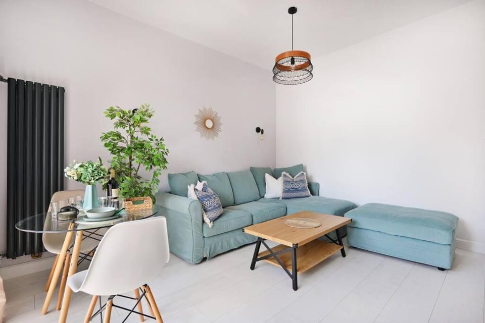Saska Kępa -ul. Francuska 2' min Apartment in Warsaw