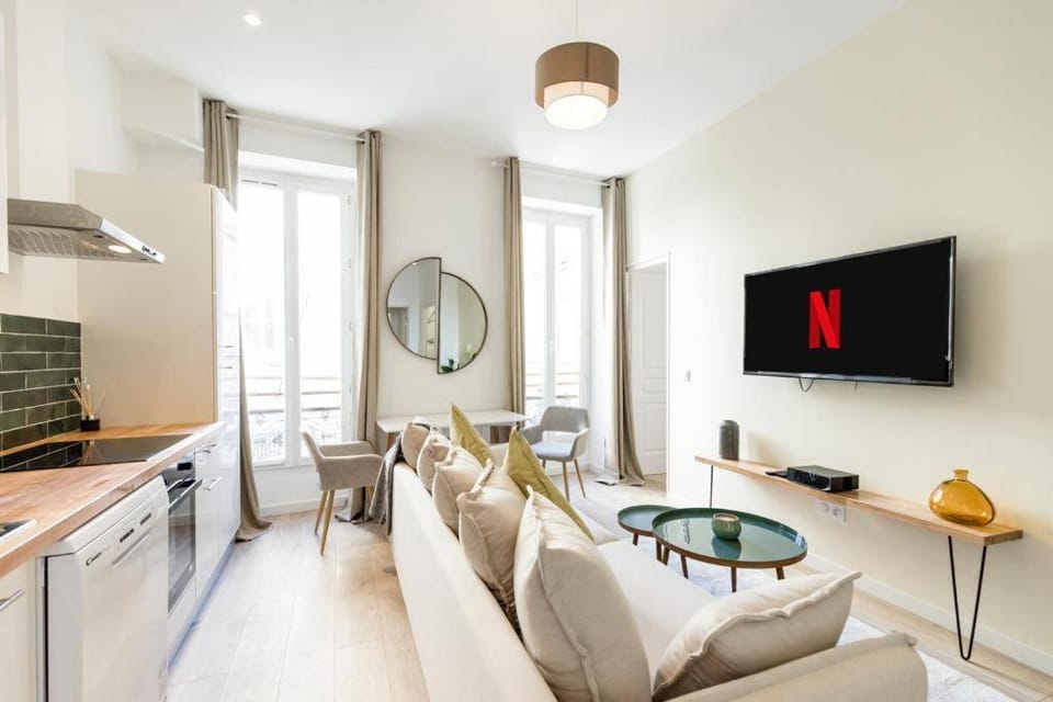 T2 Cocoon in the heart of Cours Julien | By Airnest Apartment in Marseille