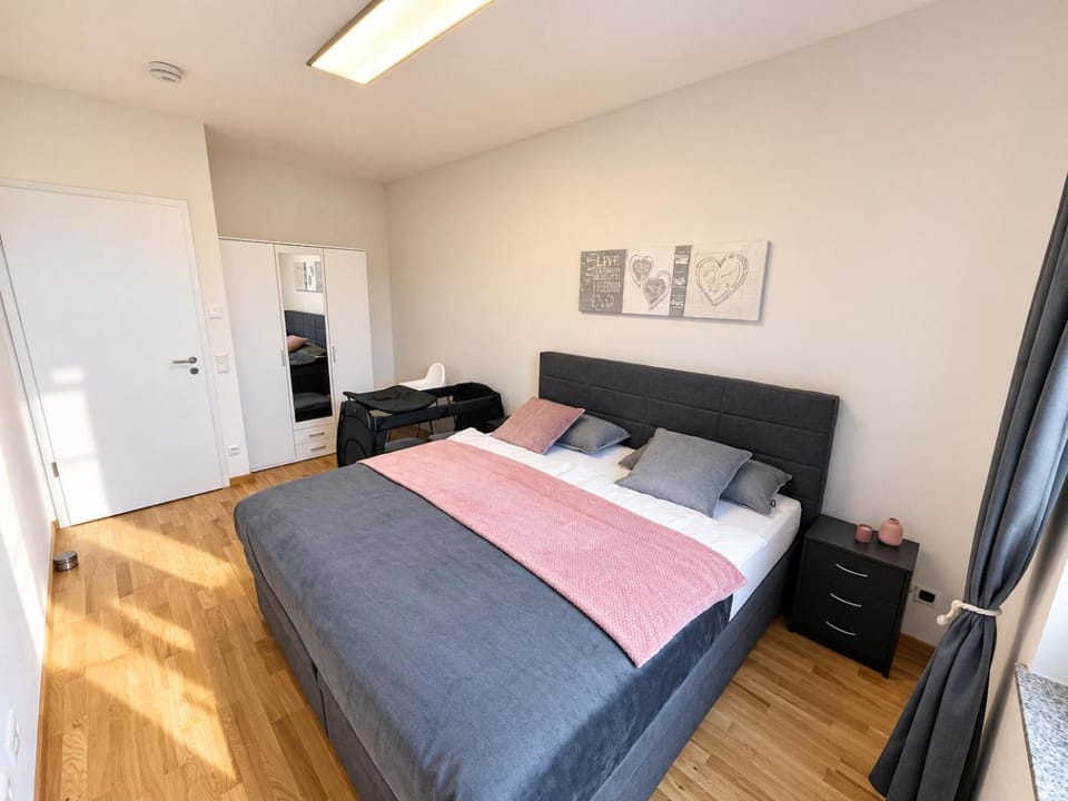 Bed, Bedroom, cot, wardrobe