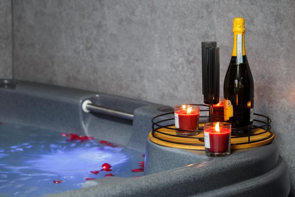 Hot Spring Bath, Hot Tub, Hot Tub, Decorative detail, Bath
