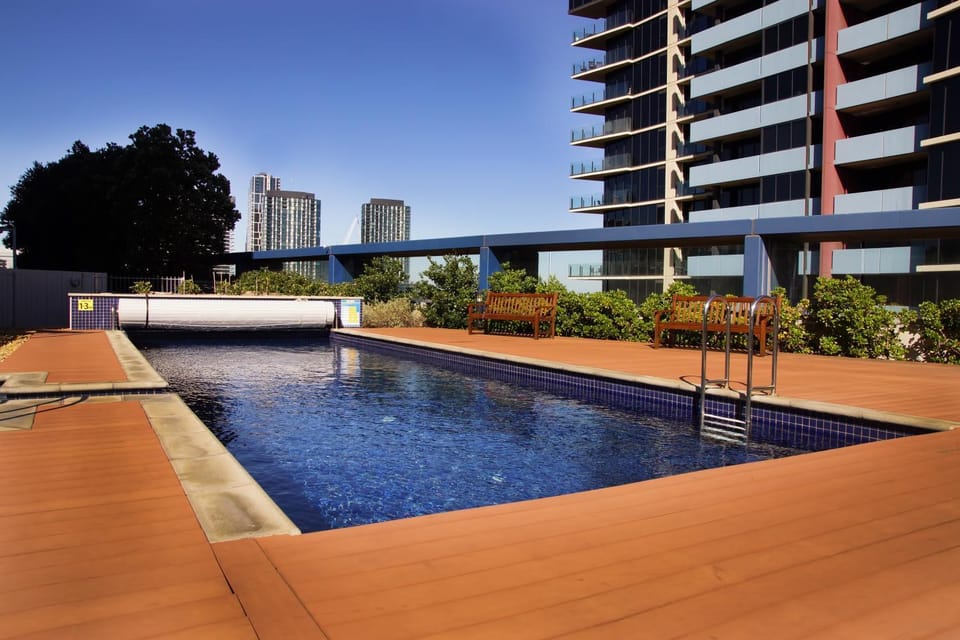 Swimming pool, Swimming pool