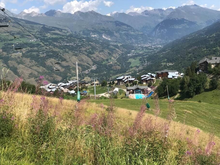 Montchavin vue Mont-Blanc 4 pers Apartment in Landry