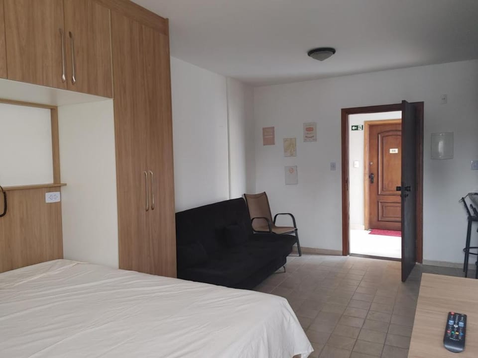 Bed, Living room, Photo of the whole room, Seating area, Bedroom