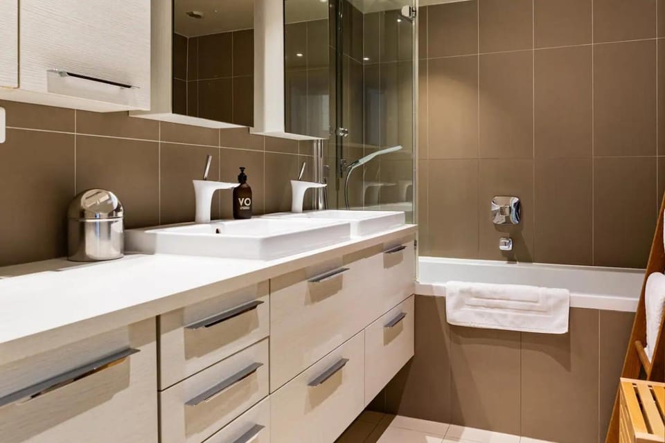 Shower, Bathroom, Bath