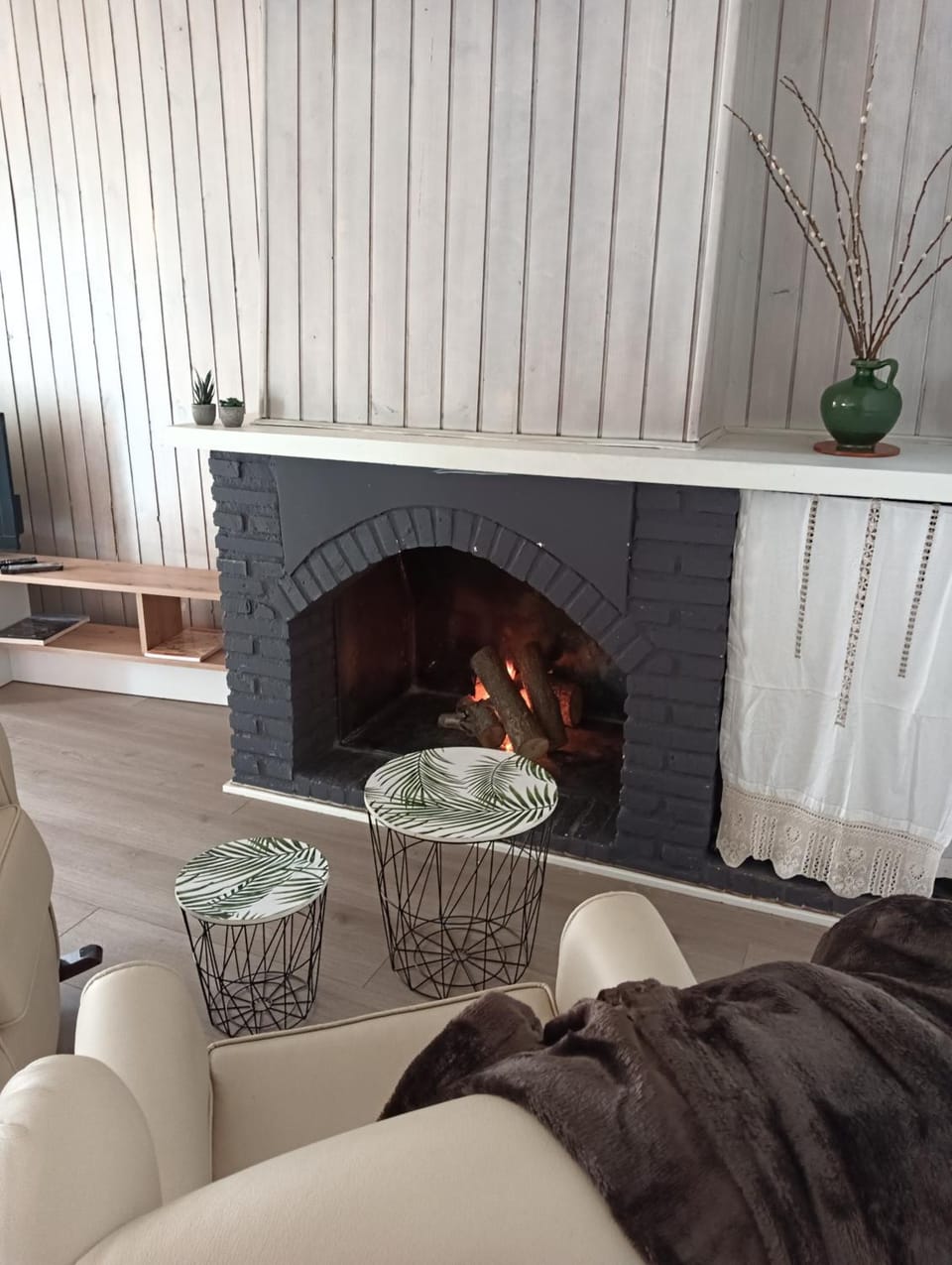 Living room, flat iron