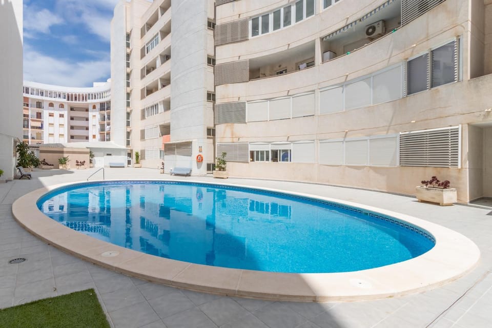 Property building, Swimming pool