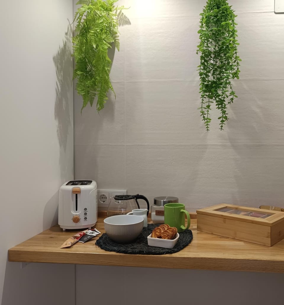 Coffee/tea facilities, Kitchen or kitchenette