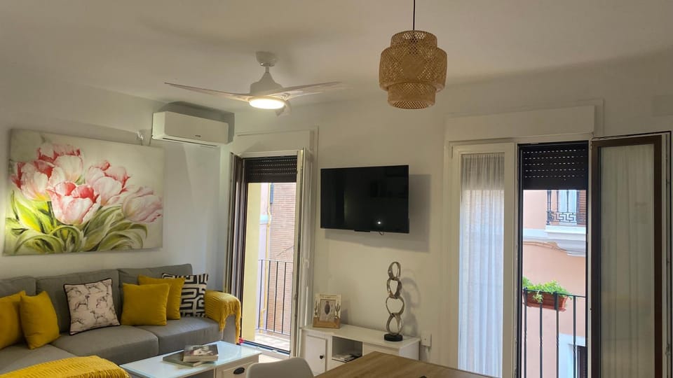 Balcony/Terrace, Living room, air conditioner