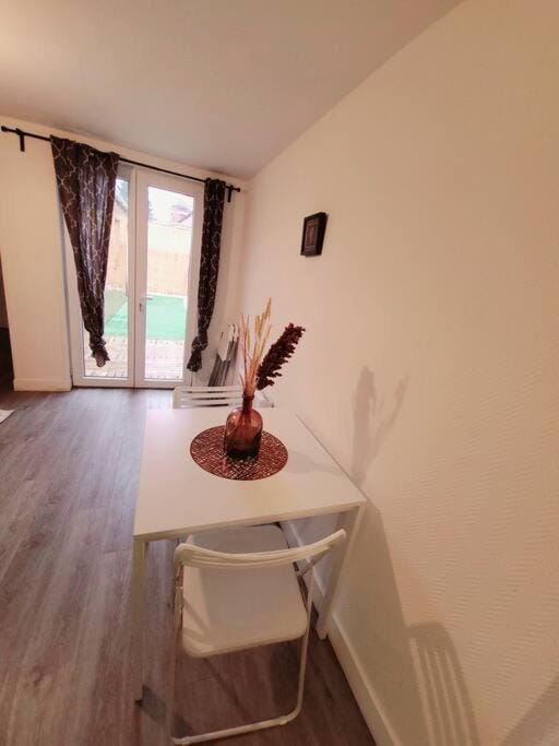 T2 cosy et calme avec terrasse Apartment in Hauts-de-France